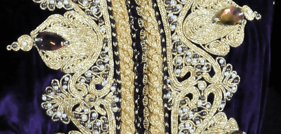  Costumes traditionnels de Tanger : symboles de l'identité culturelle