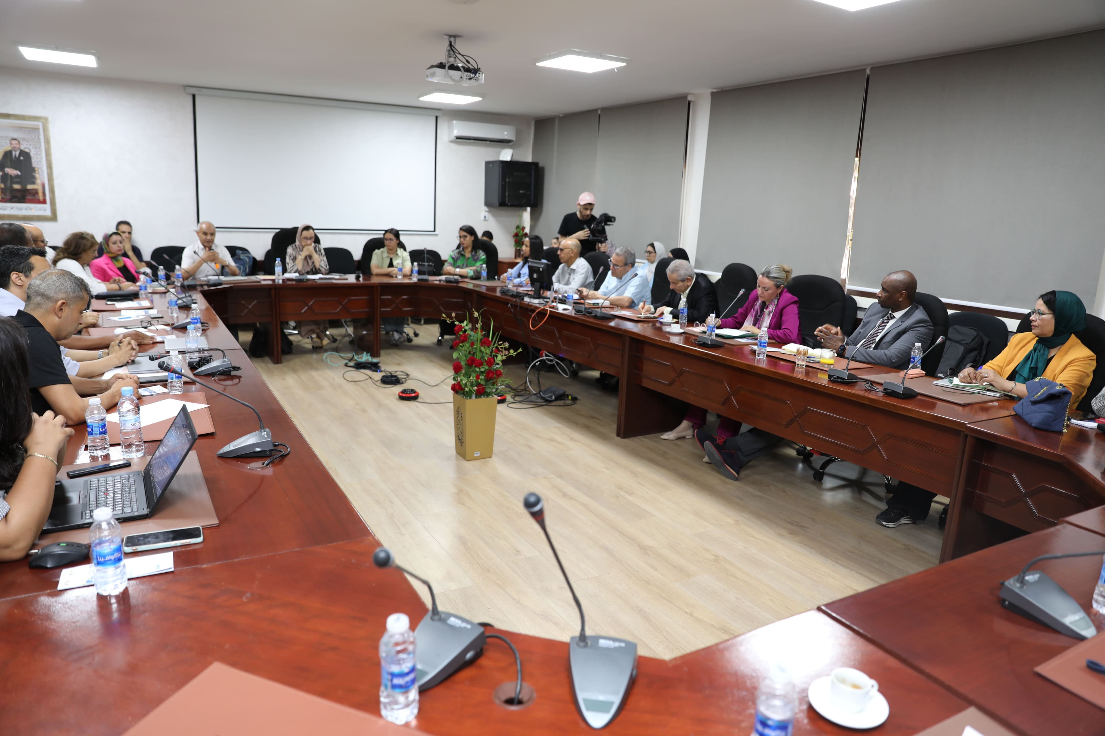 TABLE RONDE « UNIVERSITÉS ET ENTREPRISES TOURISTIQUES : QUELLES RELATIONS ? »